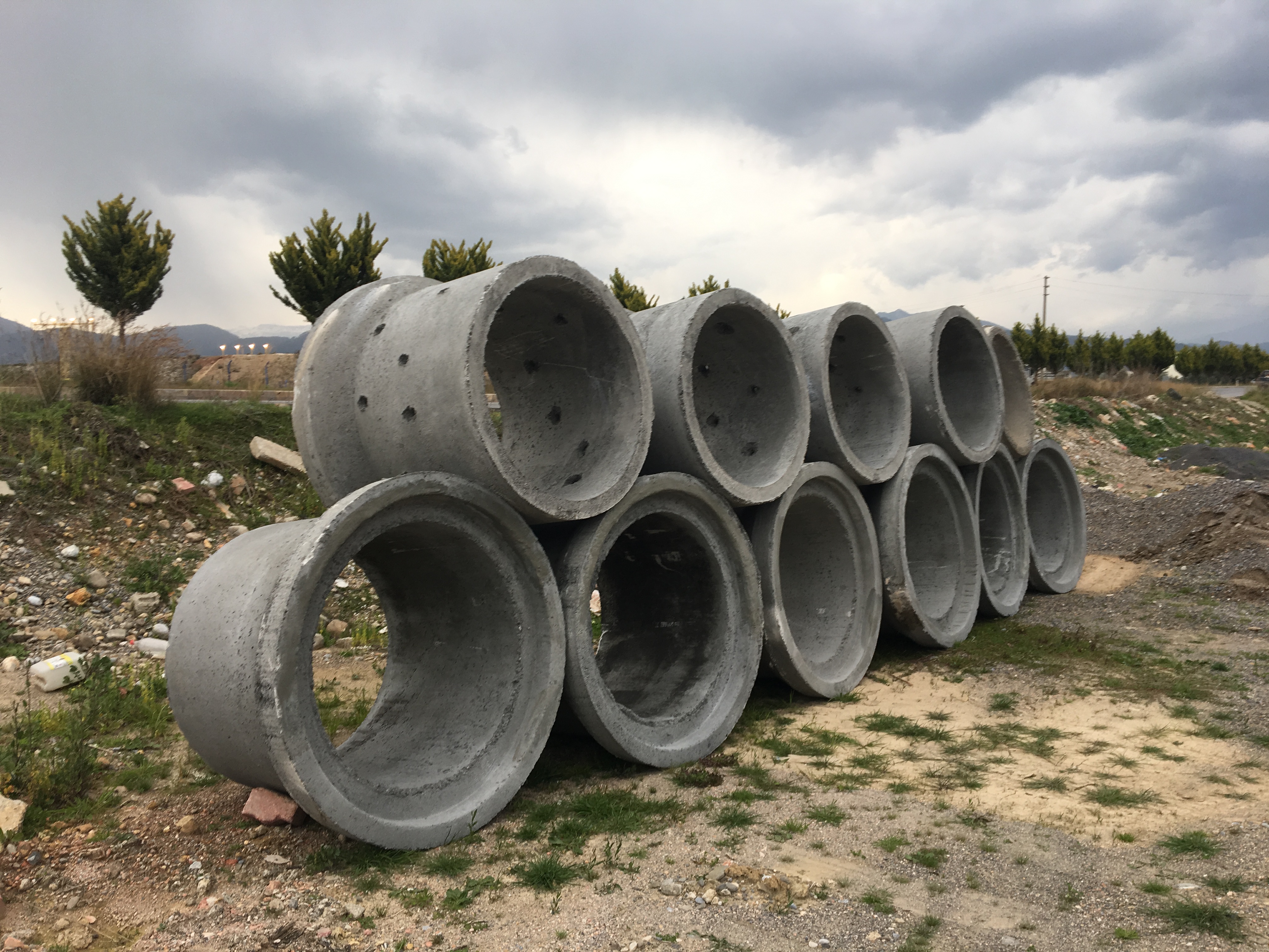 1000 LİK BETON BORU BÜZ