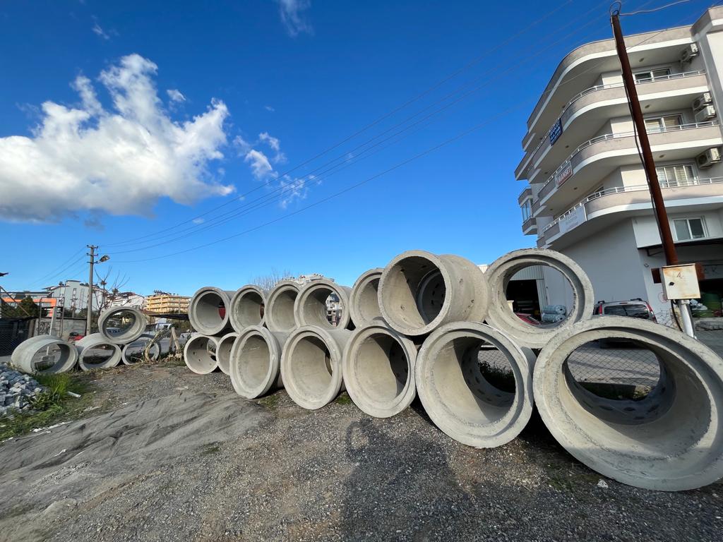 1000 LİK 1.5 MT BETON BORU BÜZ 2